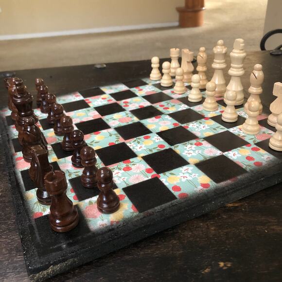 Scrapbook Chess Set - Mint Green Flowers - Picture 4 of 12